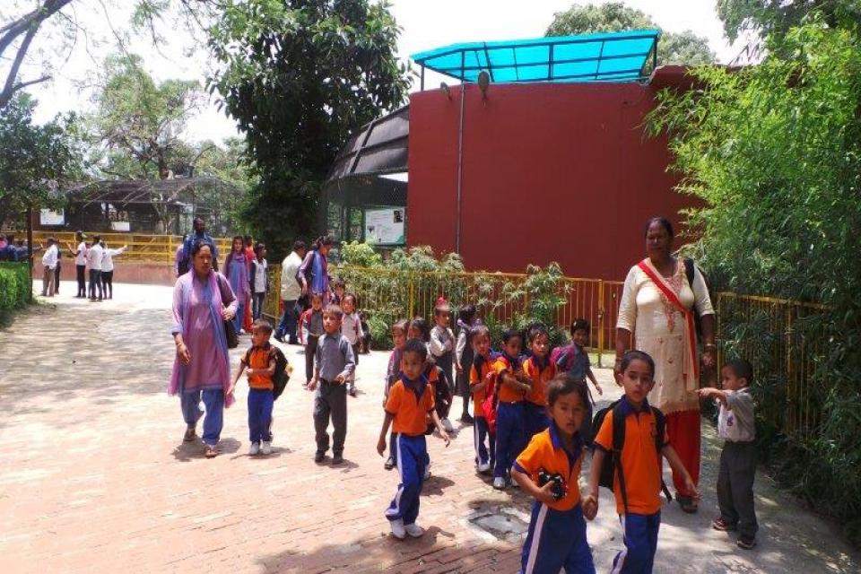 L.K.G students Zoo visit-2075